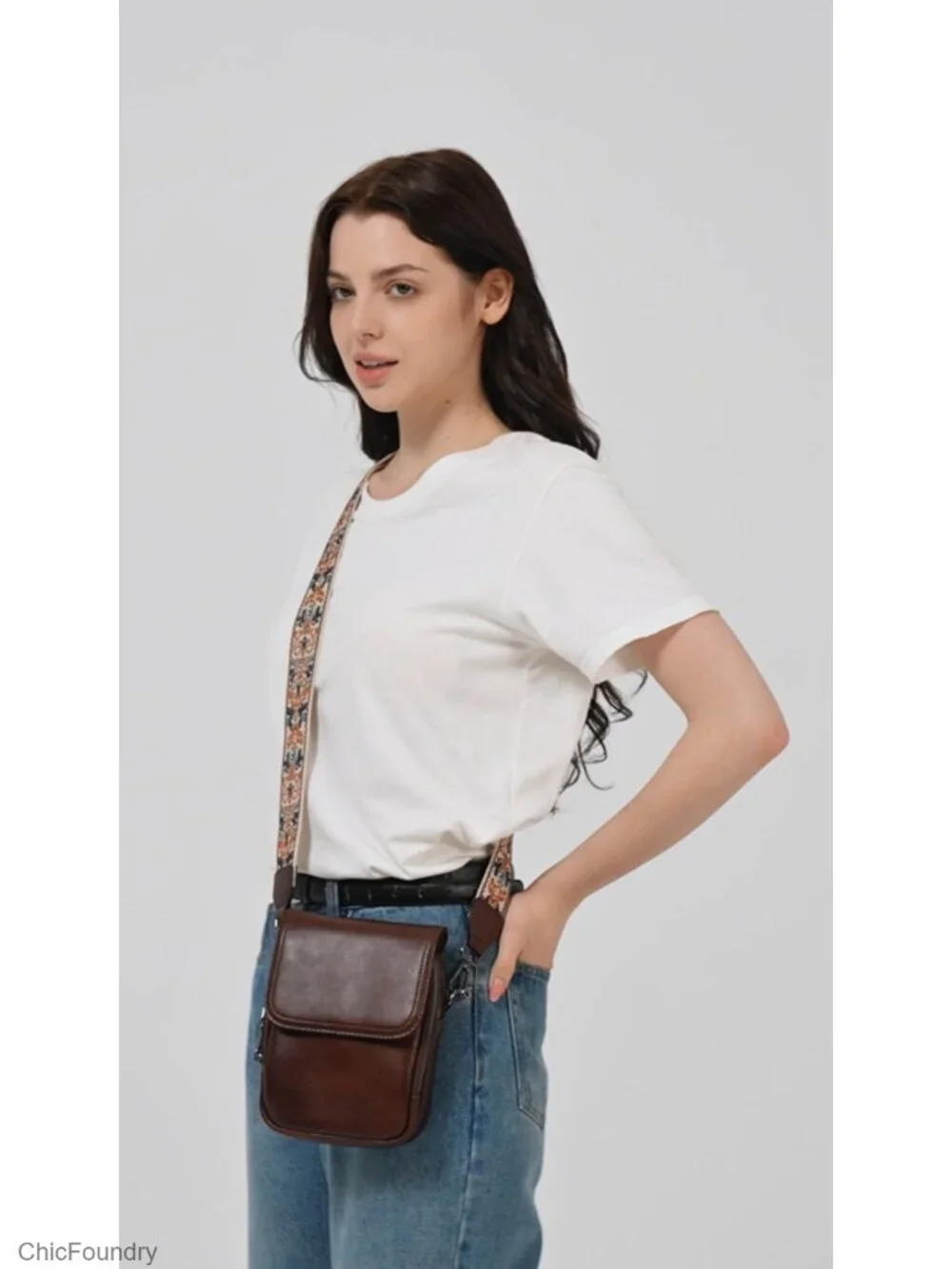 Small Leather Crossbody Bag Women RFID Blocking Anti-Theft Phone Purse Card
